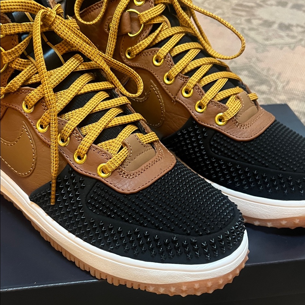 Nike Lunar Force 1 Men’s Duckboot Size 10 Brand New w/Box !!!! - Picture 2 of 9